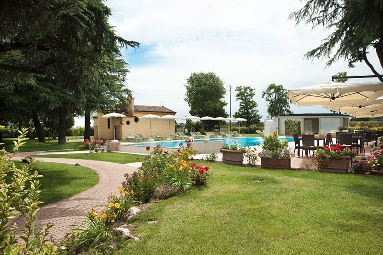 Relais Villa Valfiore Сан-Лаццаро-ді-Савена Екстер'єр фото